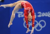 2026世界杯转播权FIFA报价2.5亿美元-伯纳乌困兽之斗，凯恩与Karsa的30分钟巅峰，钢铁防线悬于一线